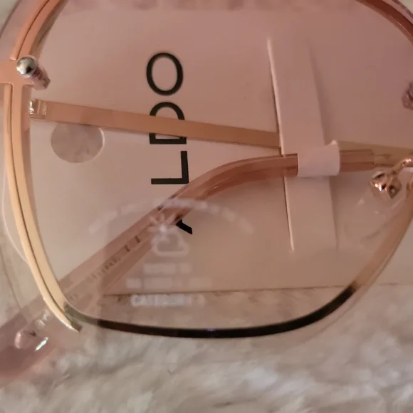 Multicolored Aldo (2) Sunglasses NEW - Picture 8 of 10